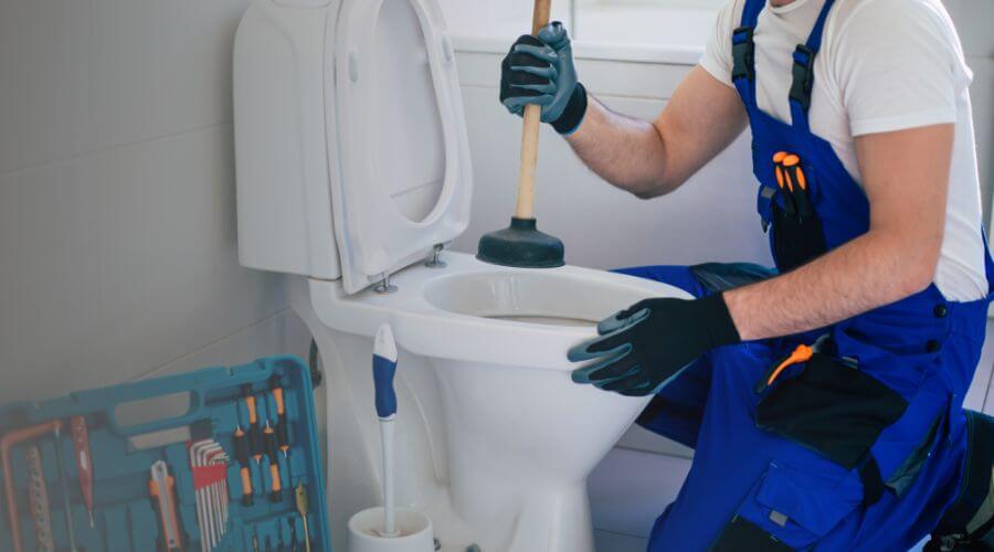 Professional bathroom faucet installation in Lindsay, TX